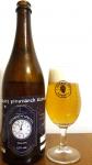 Beskydsky pivovarek - Novorocni special 14°, White IPA lahev a sklenice